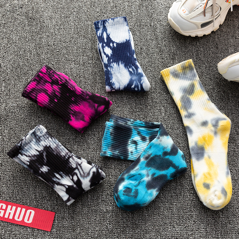 Calzini sportivi a metà polpaccio in cotone tie-dye