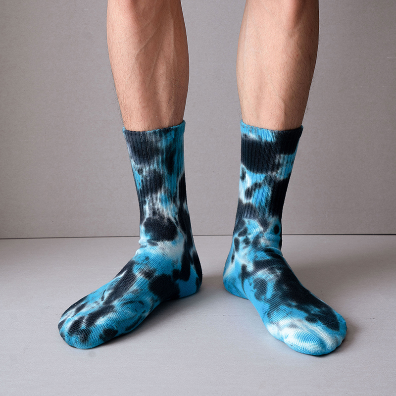 Calzini sportivi a metà polpaccio in cotone tie-dye