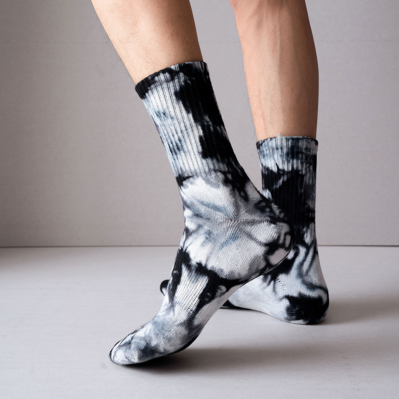 Calzini sportivi a metà polpaccio in cotone tie-dye